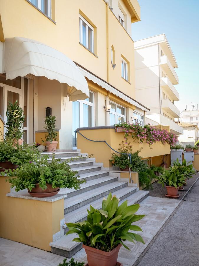 Hotel De La Ville Senigallia Exterior foto